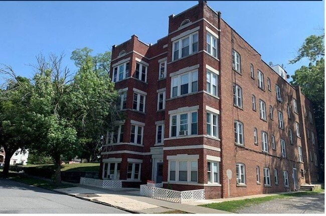 Photo - 24 Barclay St Apartments