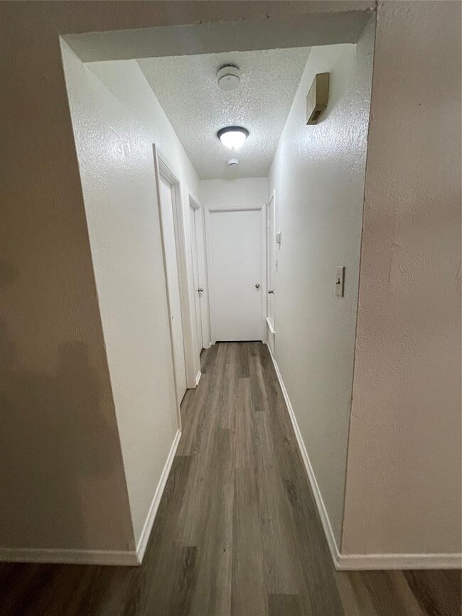 Photo - 6206 Linda Ln