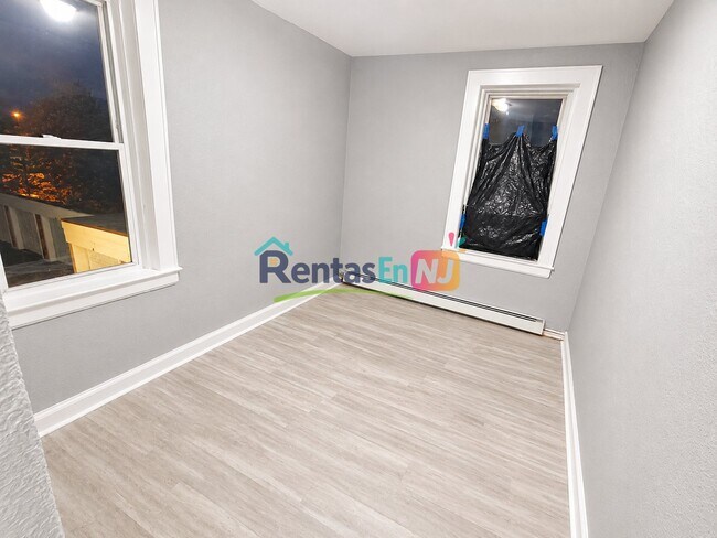 Photo - 151 Parker St Unidad 7
