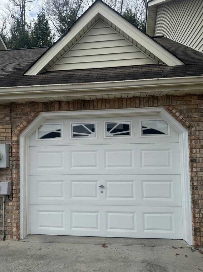 Photo - Awesome Townhouse of JOHN B DENNIS HIGWAY in the heart of Kingsport