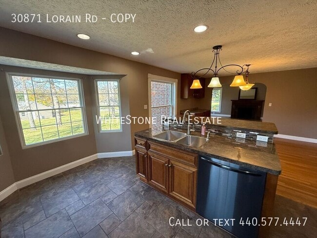 Photo - 30871 Lorain Rd