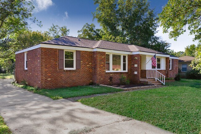 Photo - 3 bed 2 bath in Huntsville AL