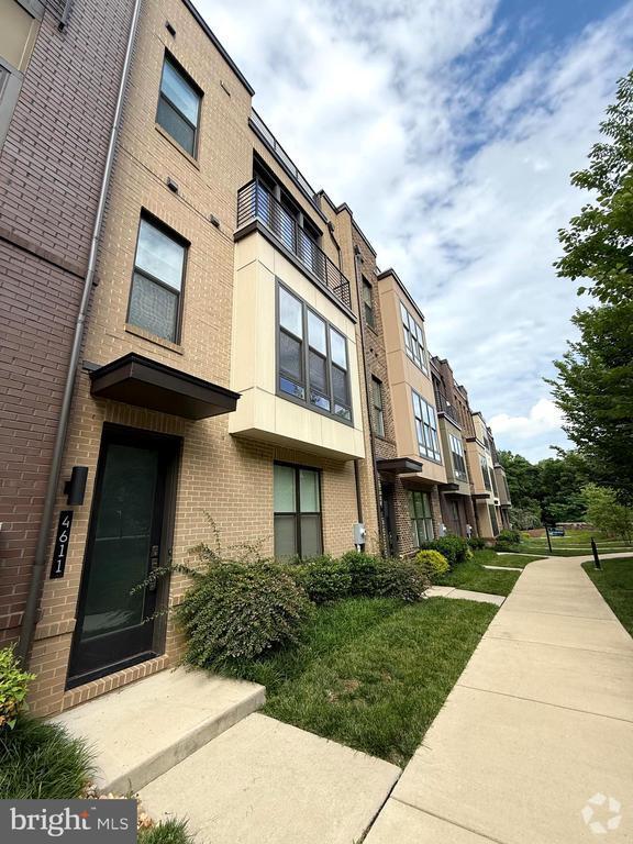Building Photo - 4611 Quinns Ml Wy Rental