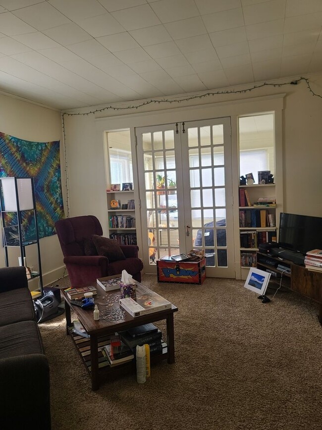 Photo - 810 N Coler Ave