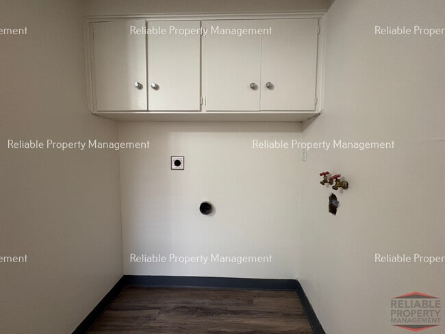 Photo - 315 Cottage Pl Unit 315