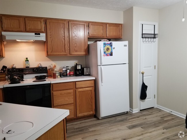 Building Photo - 5309 Regal Ct Rental