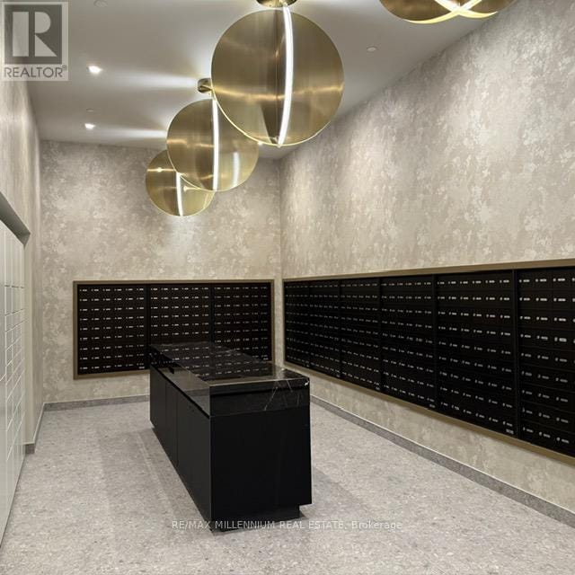 Photo - 180 Front St E Unit 703