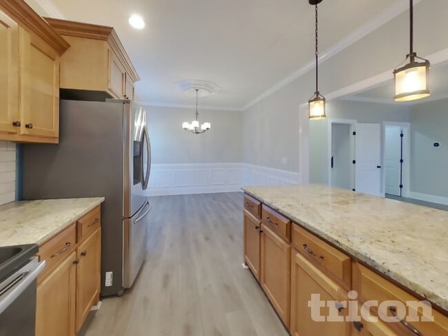 Photo - 300 Dutch Fls Cv