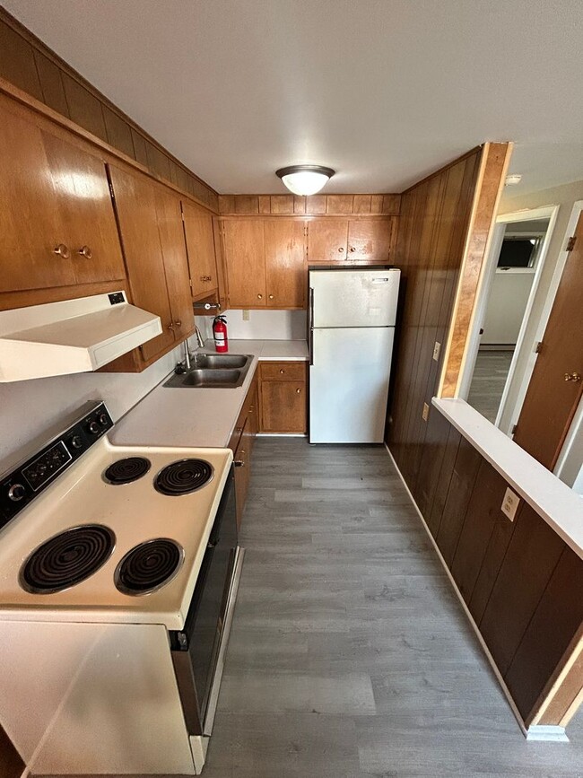 Photo - 104-110 Maple Lane Unidad 104