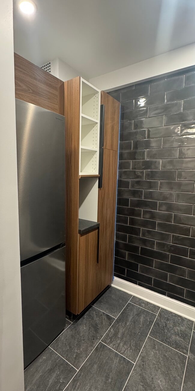 Photo - 140 E 56th St Unit 12M