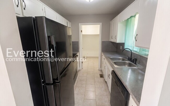 Photo - 8025 Marsh Mountain Rd