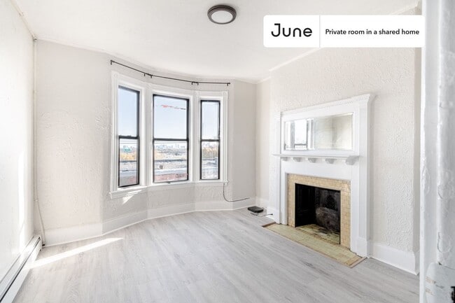 Photo - Room in Shared 4 bed/1 bath home Unidad B