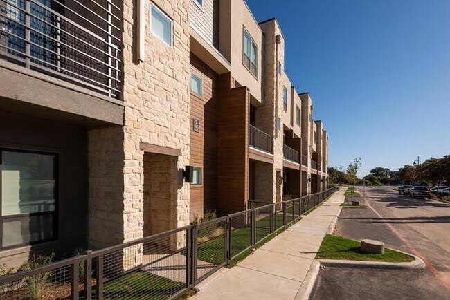 Photo - 1938 E Sonterra Blvd Unit c8