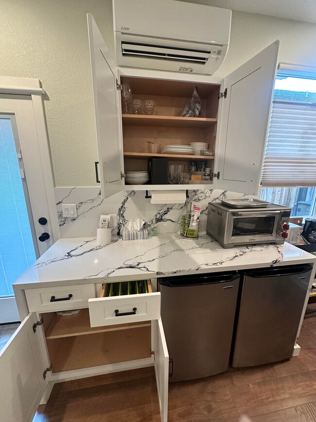 Kitchen - 2534 Napier Ct Unit Furnished Studio ADU