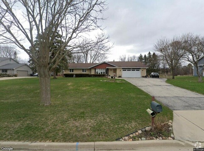 Building Photo - 9640 W Barnard Ave Rental