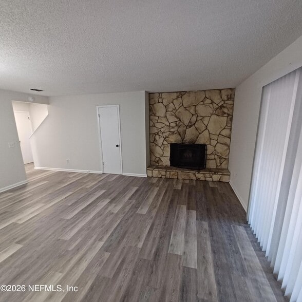 Photo - 1201 Douglas St