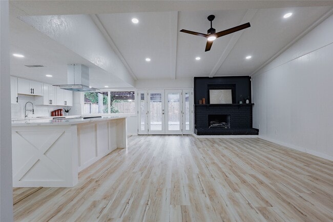 Photo - 7310 Corta Calle Dr