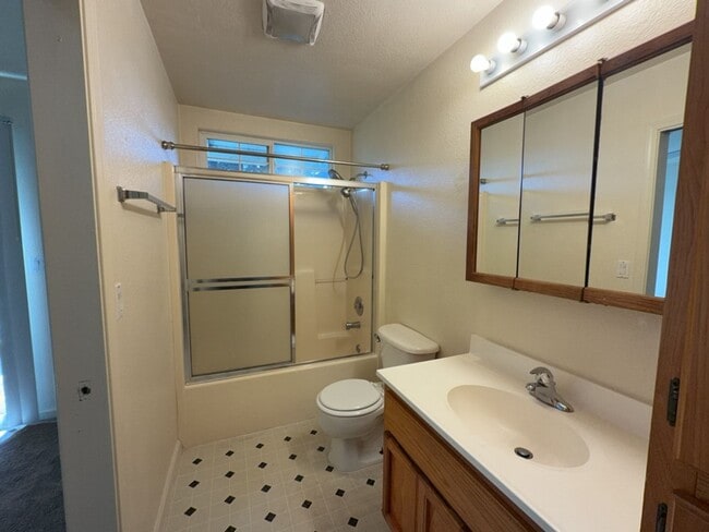 Photo - Pet Friendly! Spacious Ranch-Style 3 Bedroom, 1 Bathroom Home in the Heart of Fortuna