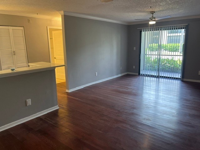 Photo - 4001 Crockers Lake Blvd Unidad 1017