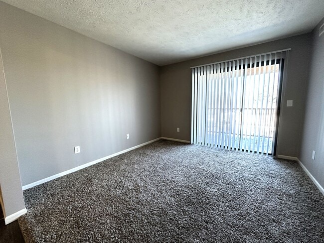 Fox Hill Apartments