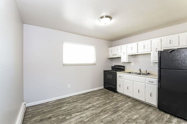 Photo - 6035 Olde Wadsworth Blvd