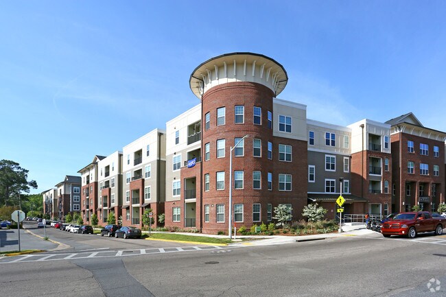 Quantum on West Call - Quantum on West Call Apartments
