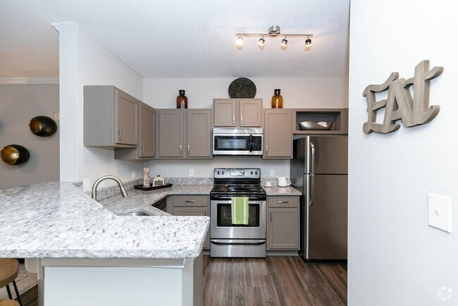 Stainless Steel Appliances - Highland Walk Apartments