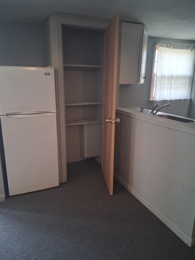 Photo - 195 Emerald Pl Unit #2