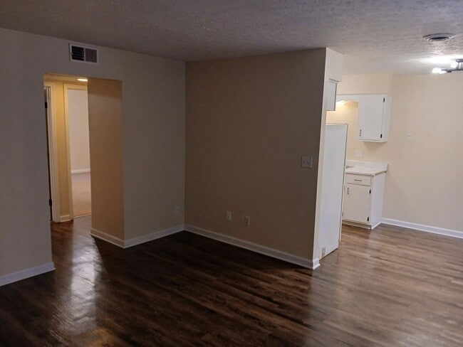 Photo - 8606 Standing Oak Dr Unit 8606-2