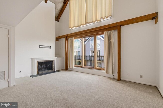 Building Photo - 312 Severn Ave Unit W405