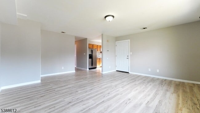 Photo - 591 Cherry St