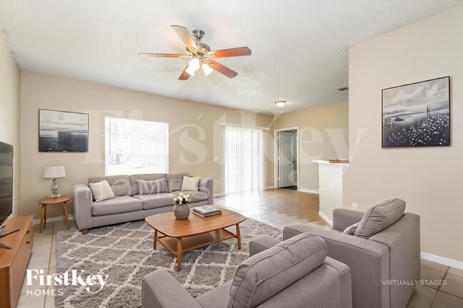 Photo - 117 Marsh St