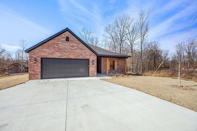 Photo - 1 Boswell Dr