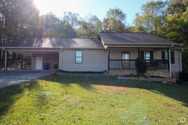 Building Photo - Great Home Close to Pell City