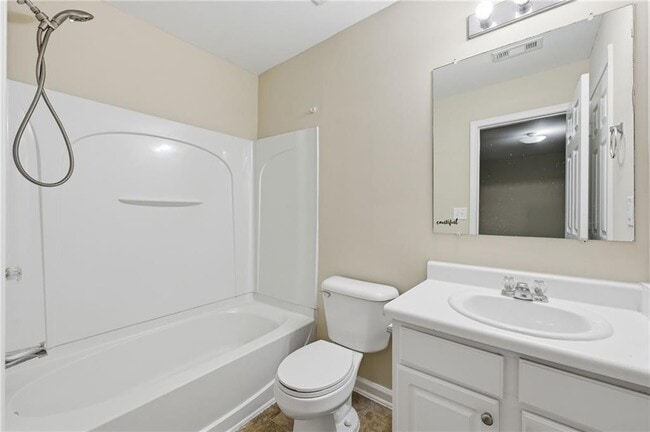 Photo - 2335 Meadow Peak Point