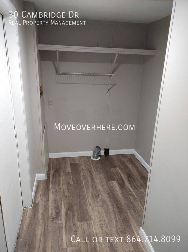 Photo - 30 Cambridge Dr