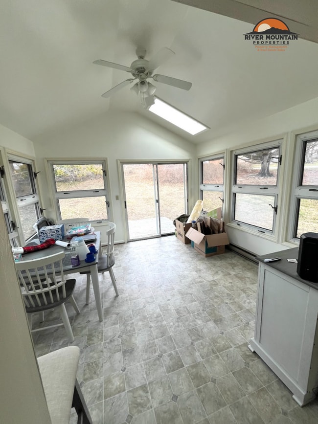 Photo - 3 Bedroom Home with Carport in Blacksburg