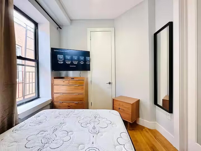 Photo - Furnished room/NOT APARTMENT Unit 2F