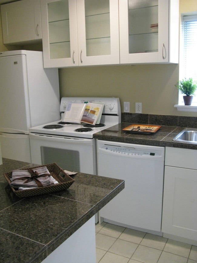 Photo - 2337 Minor Ave E Unit 2337