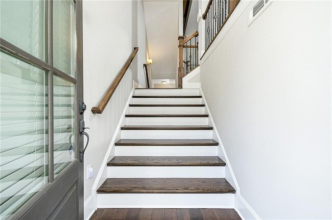 Photo - 1299 Linden Ct