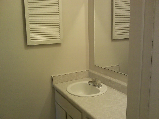 Photo - 3322 Fairmont Dr Unit #6