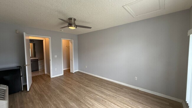 Photo - 120 Coco Plum Dr Unidad LO