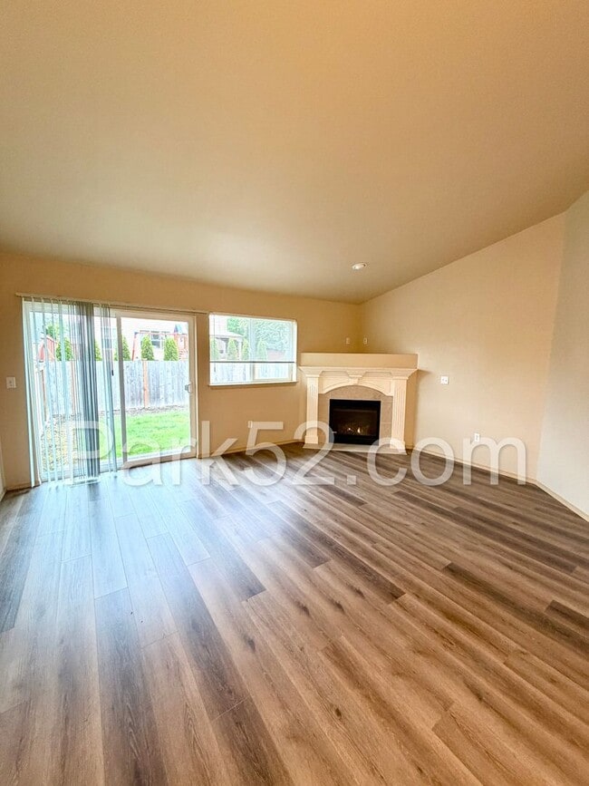 Photo - 3-Bedroom Duplex - Gated Community - Puyallup