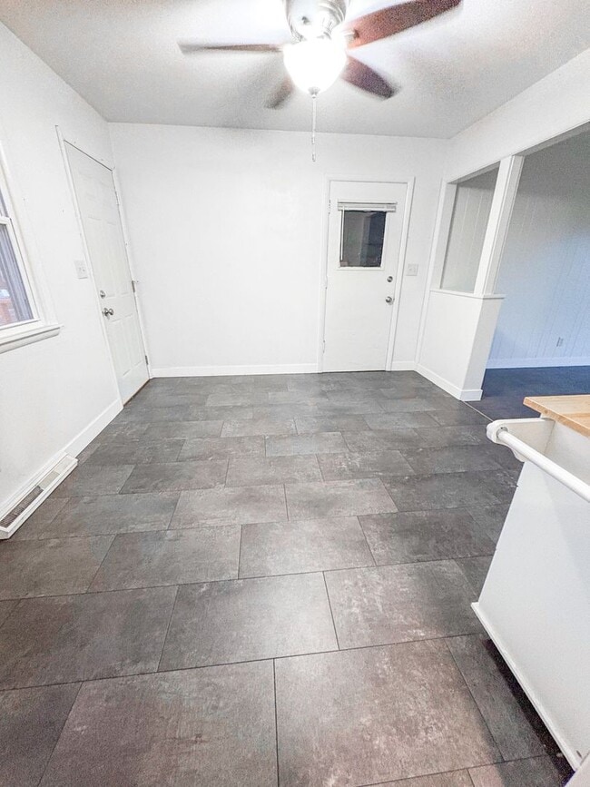 Photo - 1521 Thompson St Unit 1521