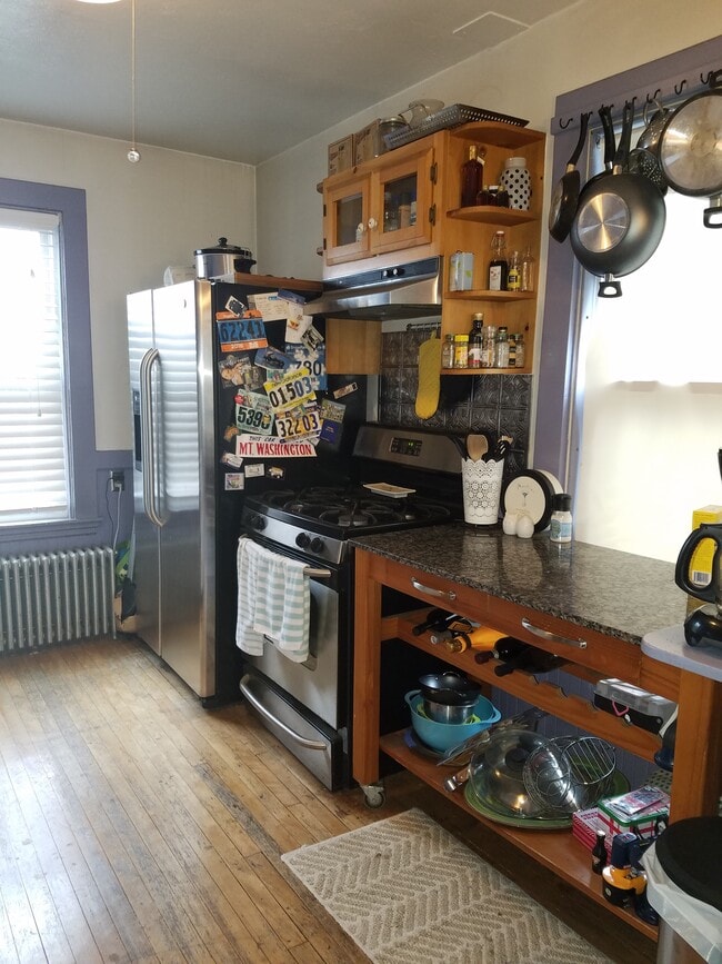 Photo - 19 Rogers St Unit downstairs