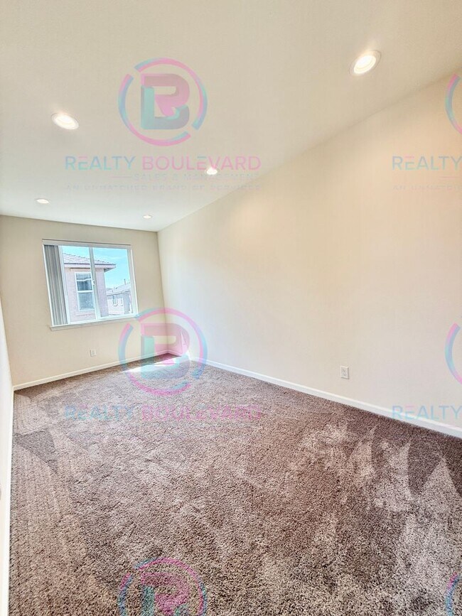 Photo - Modern Comfort and Convenience: Stylish 2-Bedroom 2.5 Bathroom Condo in Carson City