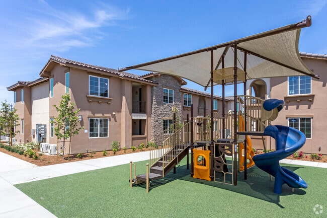 Área de juegos infantiles - The Reserve Apartment Homes