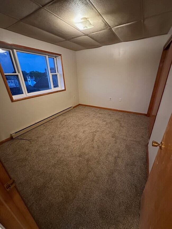 111 Sunbury St Unit 4