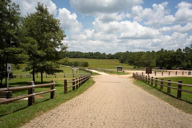 Photo - 1241 Sandler Ridge Rd