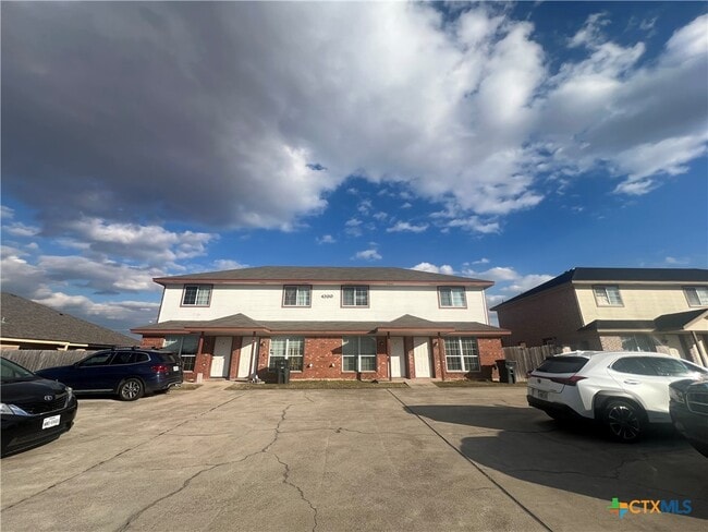 Photo - 4200 Alan Kent Dr Unidad C